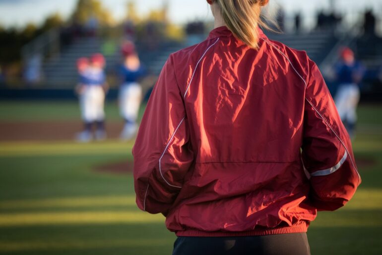 Cute baseball outfit ideas