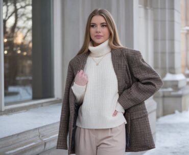 14 Light Academia Winter Outfits That Elevate Your Style